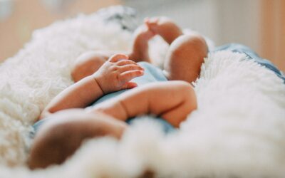 Onderliggende problemen die je baby’s slaap kunnen verstoren